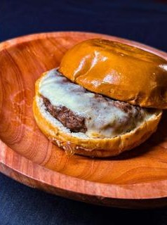 Hambúrguer real do Larikão Hambúrguer Artesanal, Itacaré
